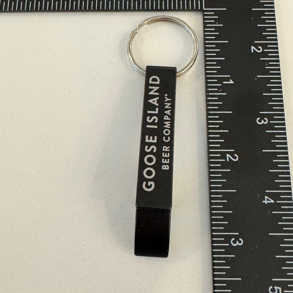 Goose Island Beer Company Black Bottle Opener Keychain Bar Tool‎